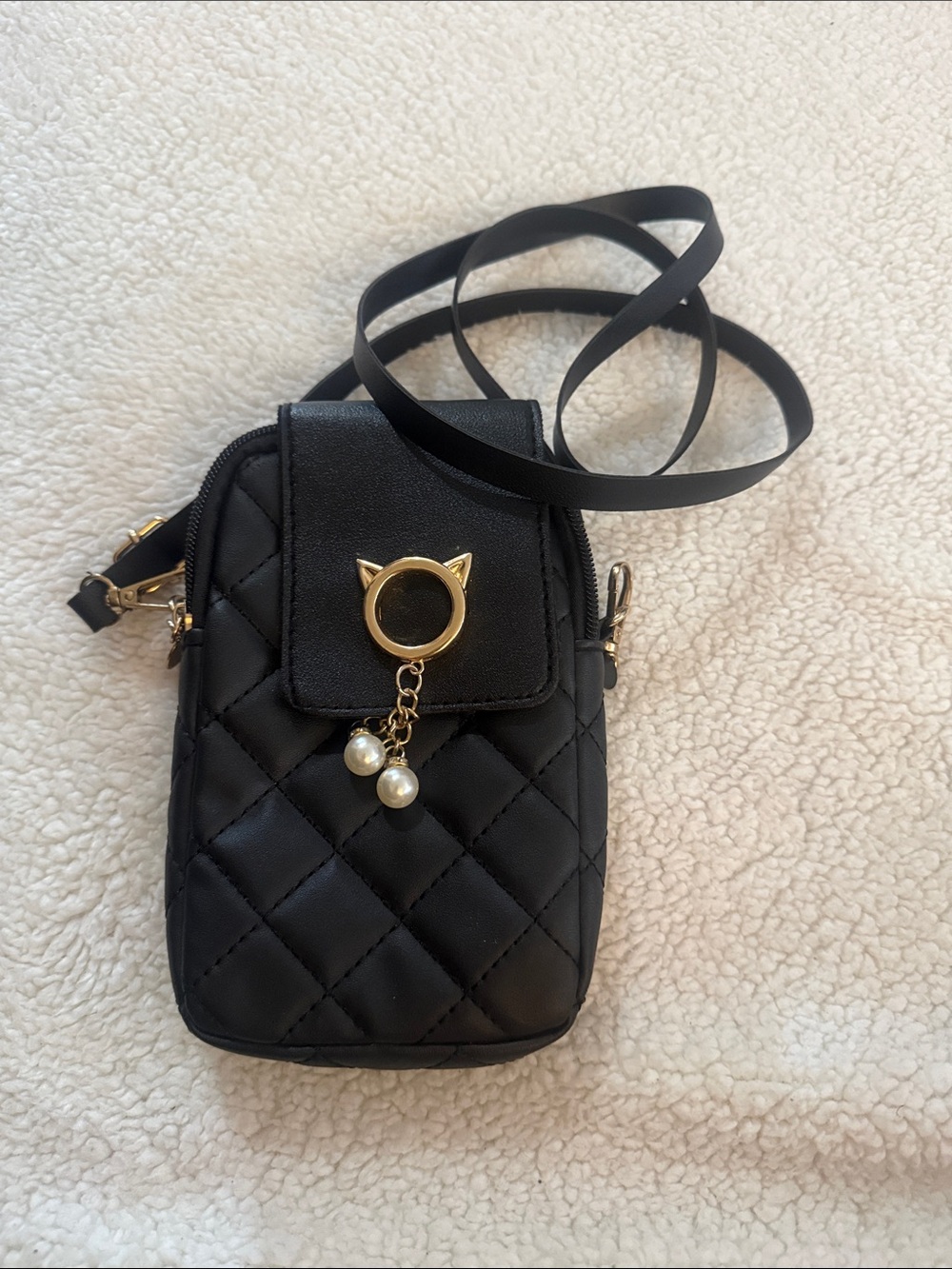 Quilted Black Crossbody Phone Bag with Gold Cat Ring and Pearl Charms
